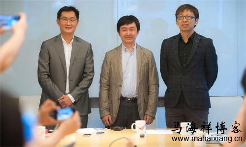 腾讯入股搜狗发布会,左起:马化腾,王小川,张朝阳 腾讯入股搜狗发布会,左起:马化腾,王小川,张朝阳
